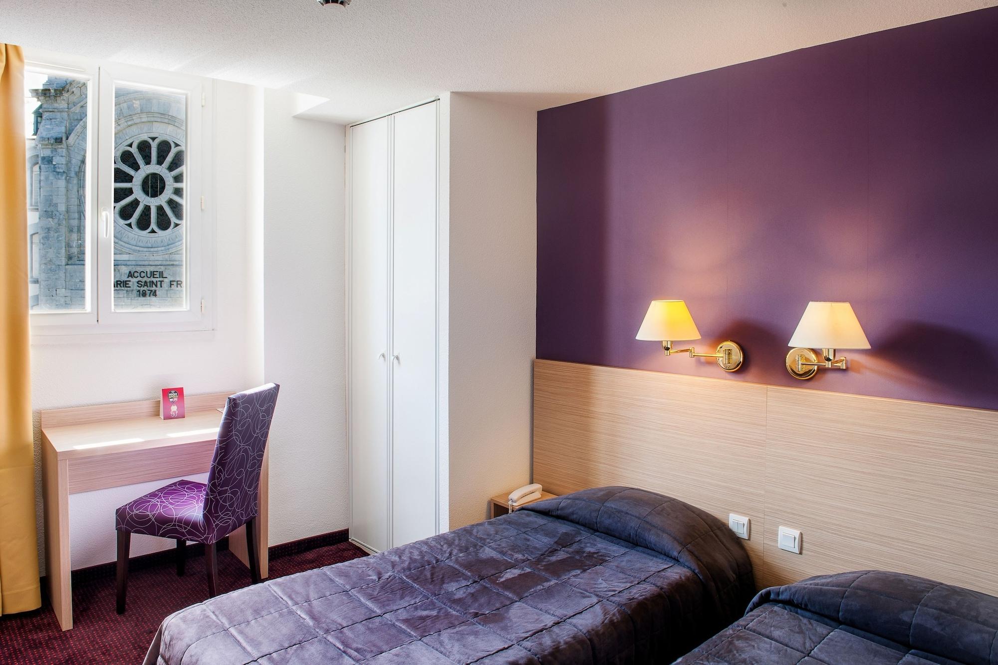 Continental Hotel Lourdes